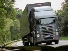 Novo Volkswagen Constellation 20.480 4x2