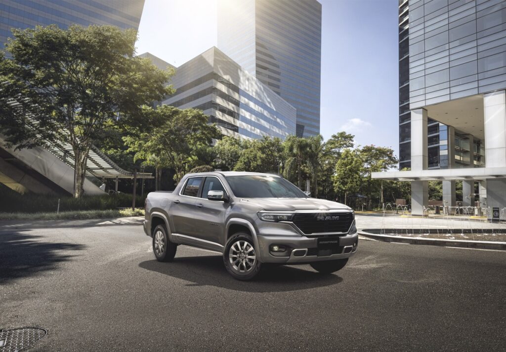 Versão Big Horn, porta de entrada para o universo Ram, recebe sensores de estacionamento dianteiros