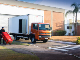 VW Caminhões lidera 2025: o fato inédito por trás de duas décadas