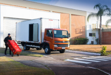VW Caminhões lidera 2025: o fato inédito por trás de duas décadas