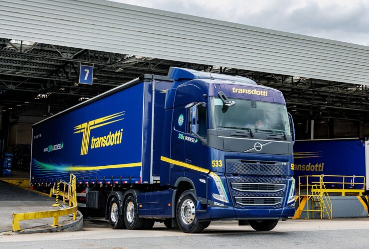 Anualmente, a atmosfera é poupada de até 370 toneladas de CO₂ graças a uma iniciativa inovadora da Volvo no Brasil.