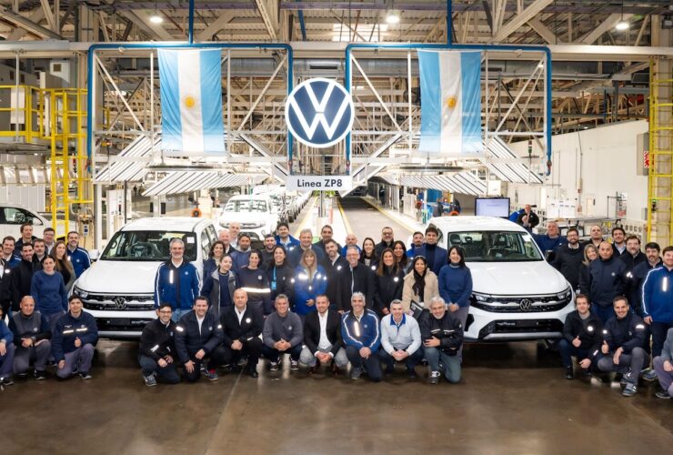 Volkswagen celebra a produção de 800.000 unidades da Amarok
