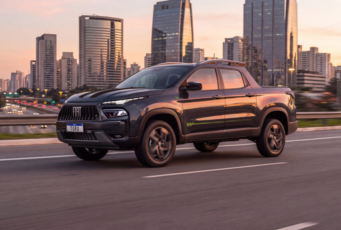 Fiat Toro Volcano MHEV 50 anos 2027