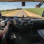 Volvo apresenta sistema que para caminhão automaticamente em caso de sonolência